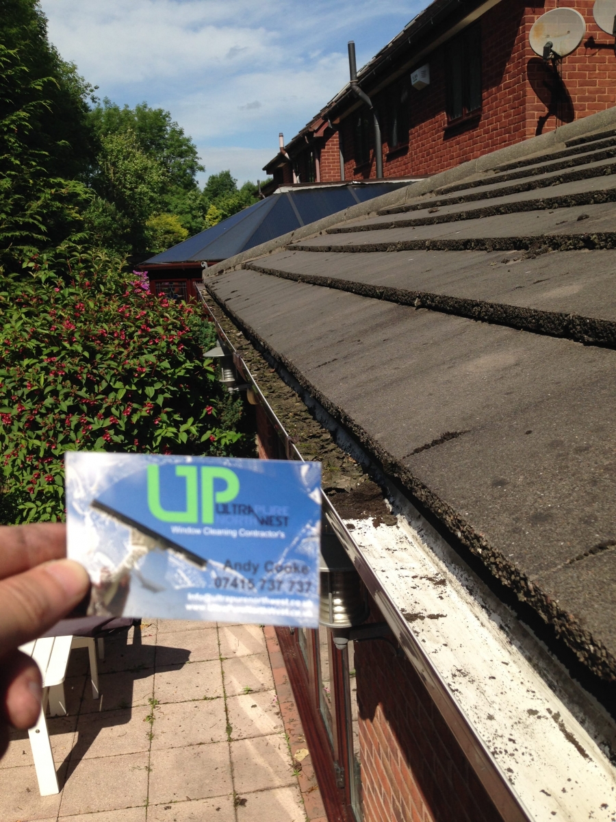 Gutter cleaning service in Markland Hill Bolton