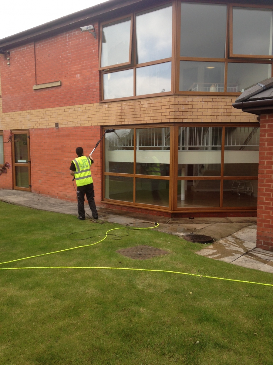 High Reach Window Cleaning &amp; Commercial Window Cleaning
